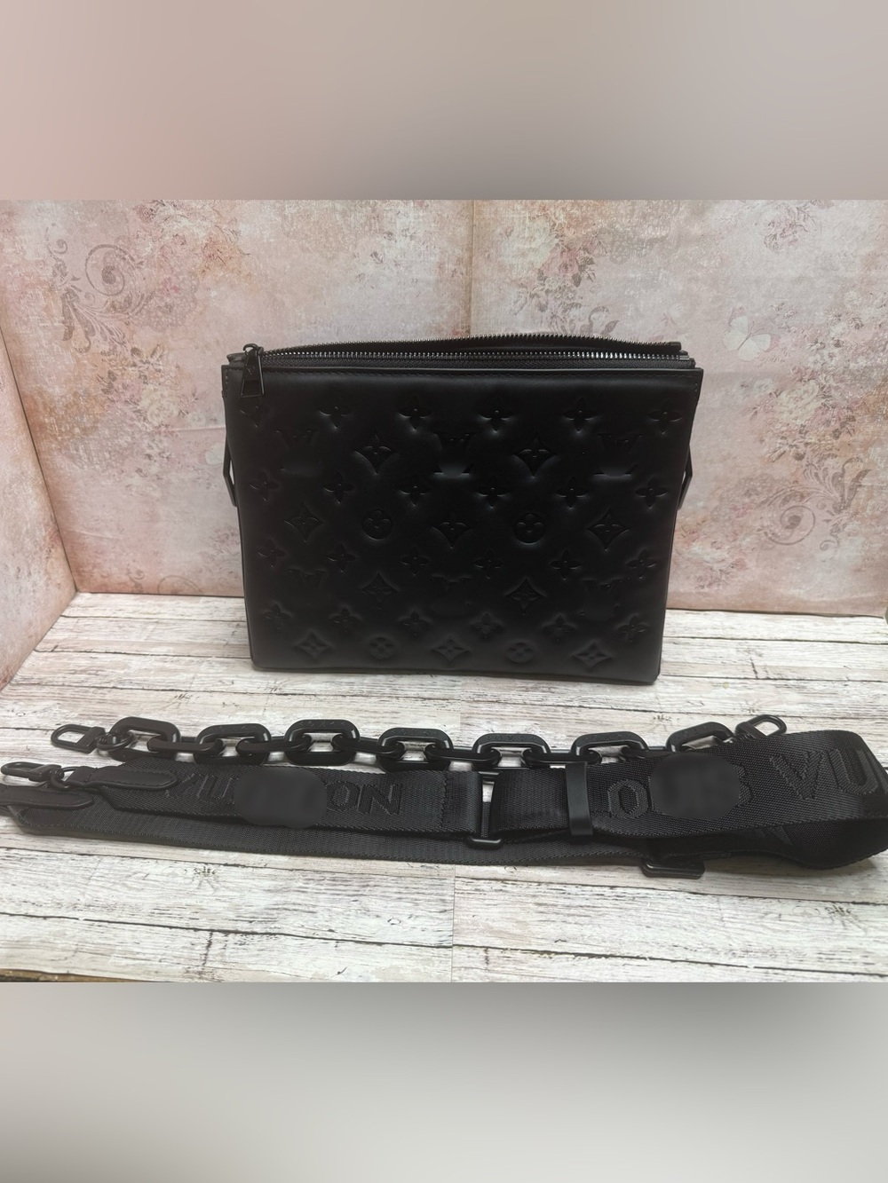 Fashion monogram emblem handbag